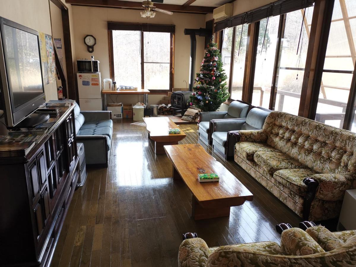 Hakuba Powder Republic Bed and Breakfast Exteriör bild