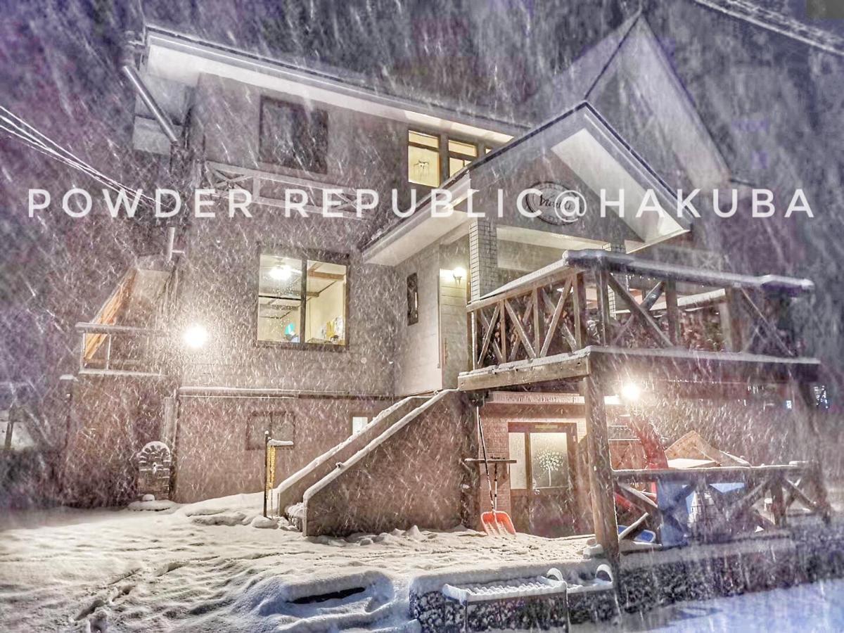 Hakuba Powder Republic Bed and Breakfast Exteriör bild