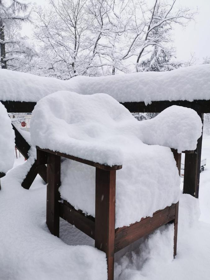Hakuba Powder Republic Bed and Breakfast Exteriör bild